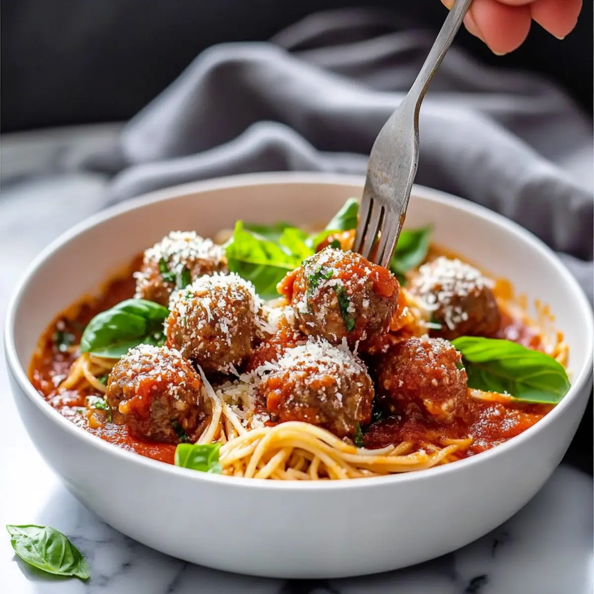 Slow Cooker Beef Meatballs in Marinara