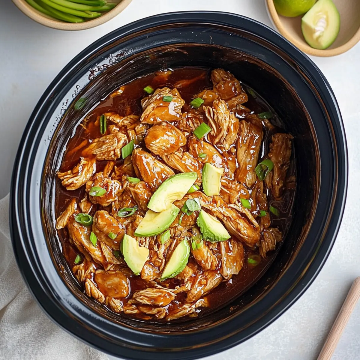Juicy Slow Cooker Honey Garlic Chicken That You'll Love